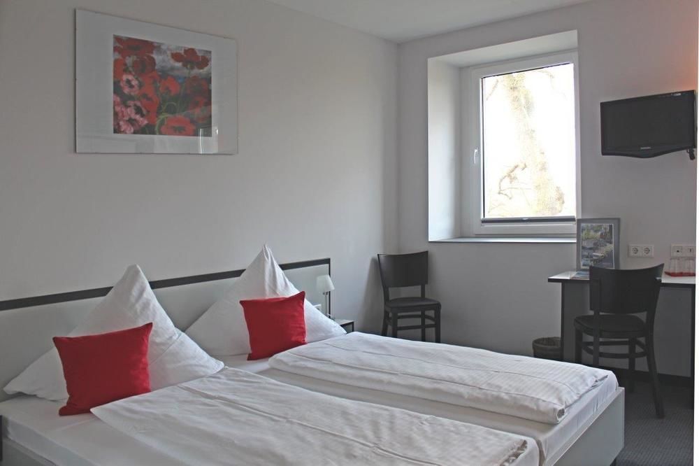 Hotel Zwischen Den Seen 2*
